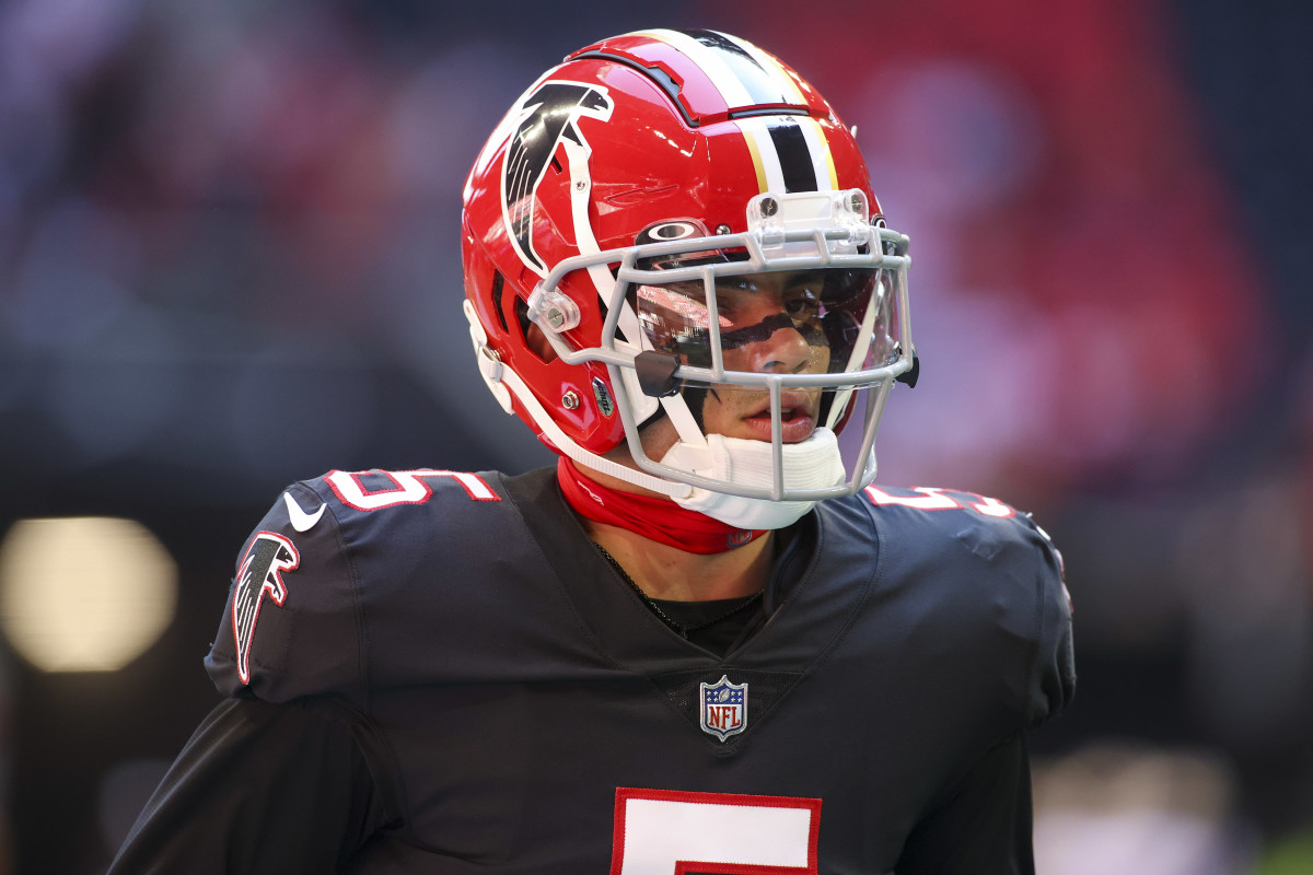 Receiver Drake London and the Atlanta Falcons will wear their throwback uniforms in Week 2. (USA Today)